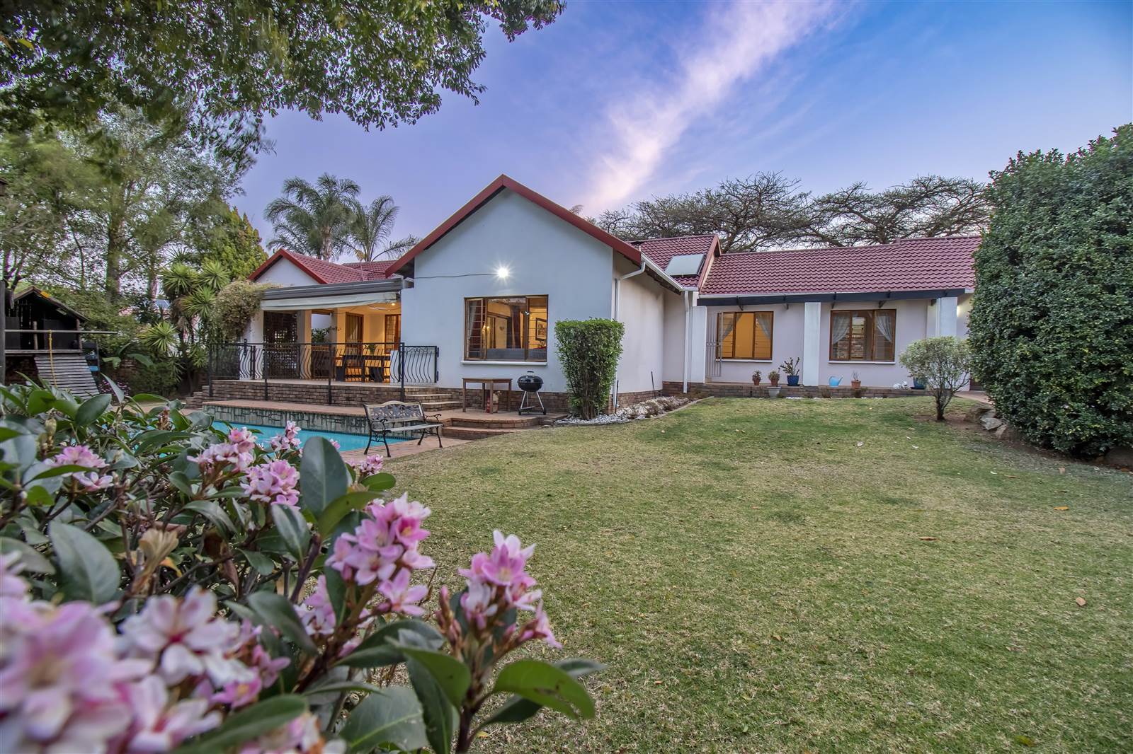 5 Bed House in Lonehill photo number 23
