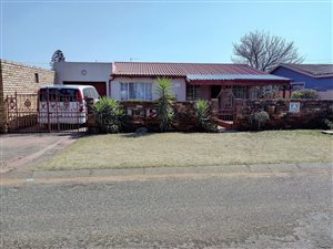 2 Bed House in Riverlea