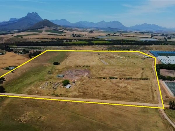 30 ha Farm in Stellenbosch Farms