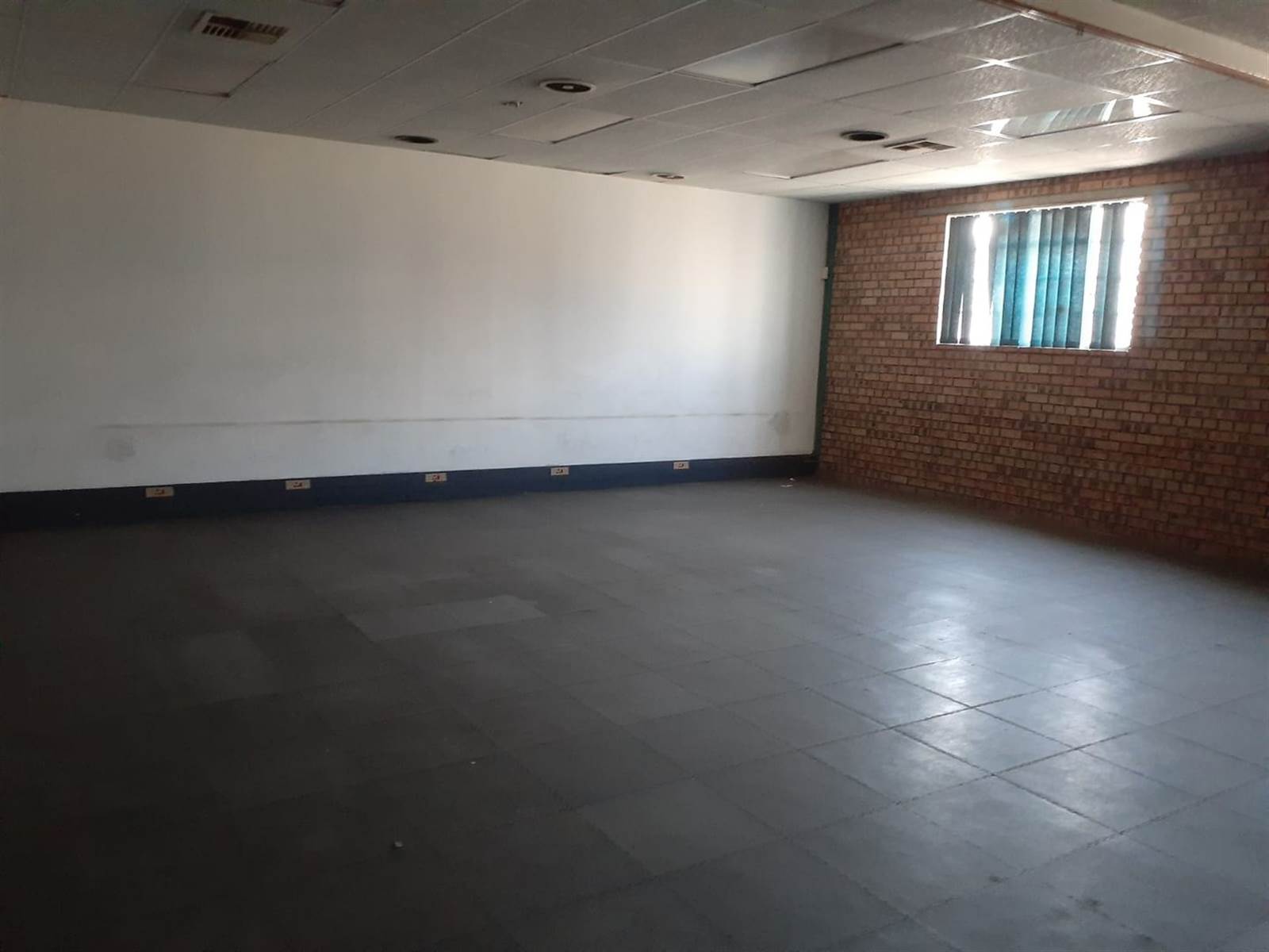 1250  m² Commercial space in Secunda photo number 7