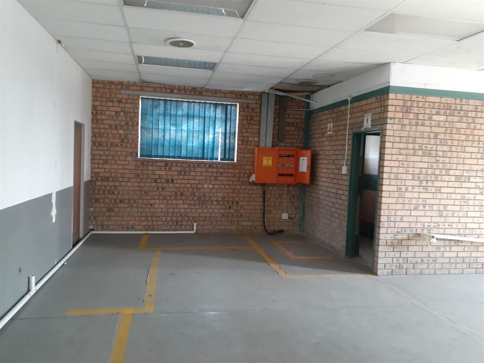 1250  m² Commercial space in Secunda photo number 5