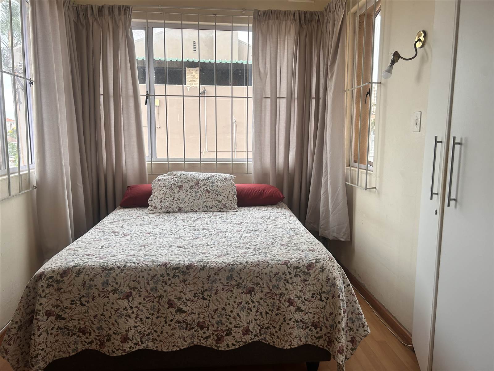 2.5 Bed Apartment in Musgrave photo number 9