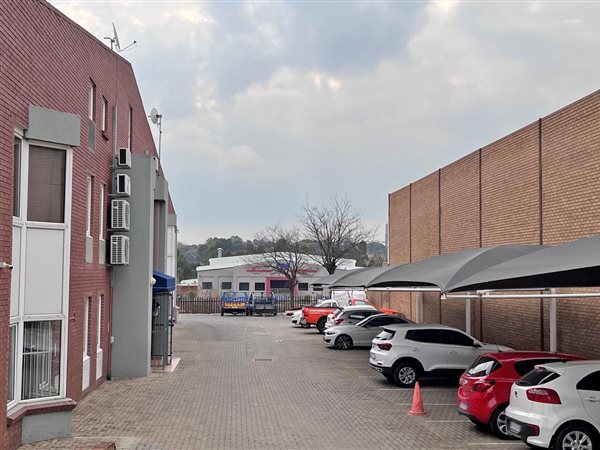 2720  m² Industrial space in Edenvale