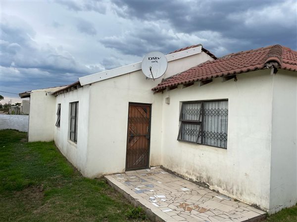3 Bed House in Grahamstown Central