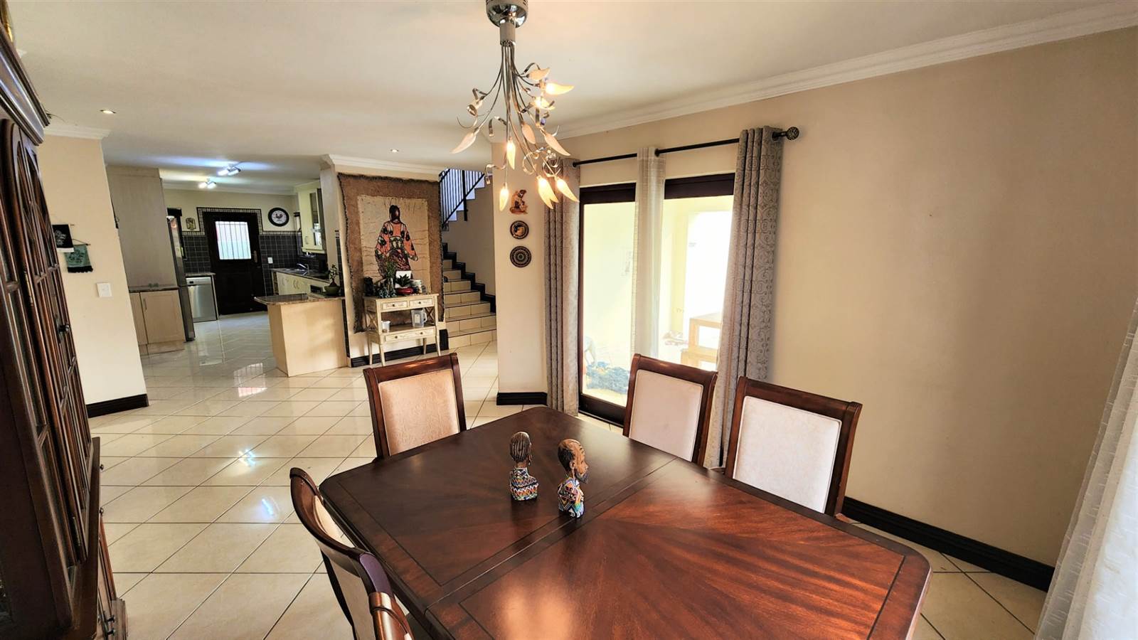 5 Bed House in Radiokop photo number 15