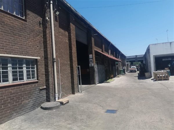 1750  m² Industrial space in Clairwood