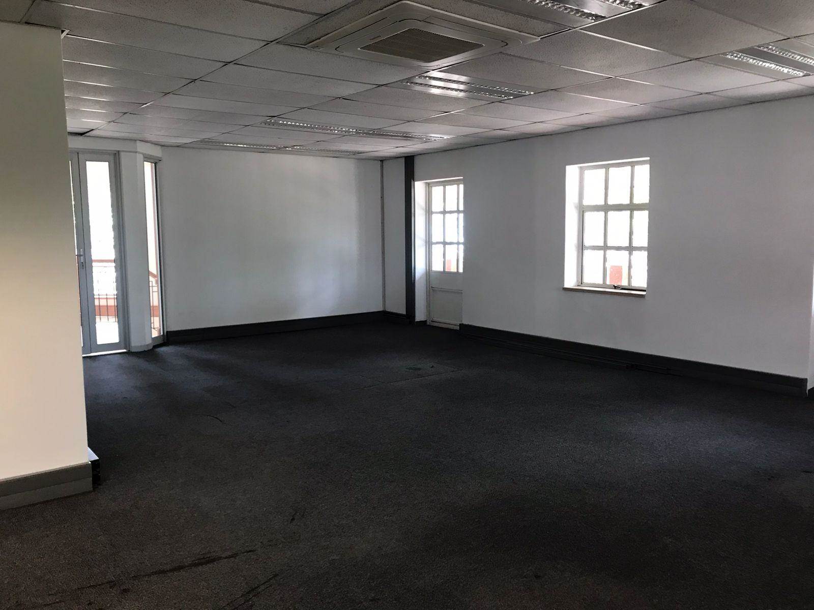 618  m² Commercial space in Bryanston photo number 17