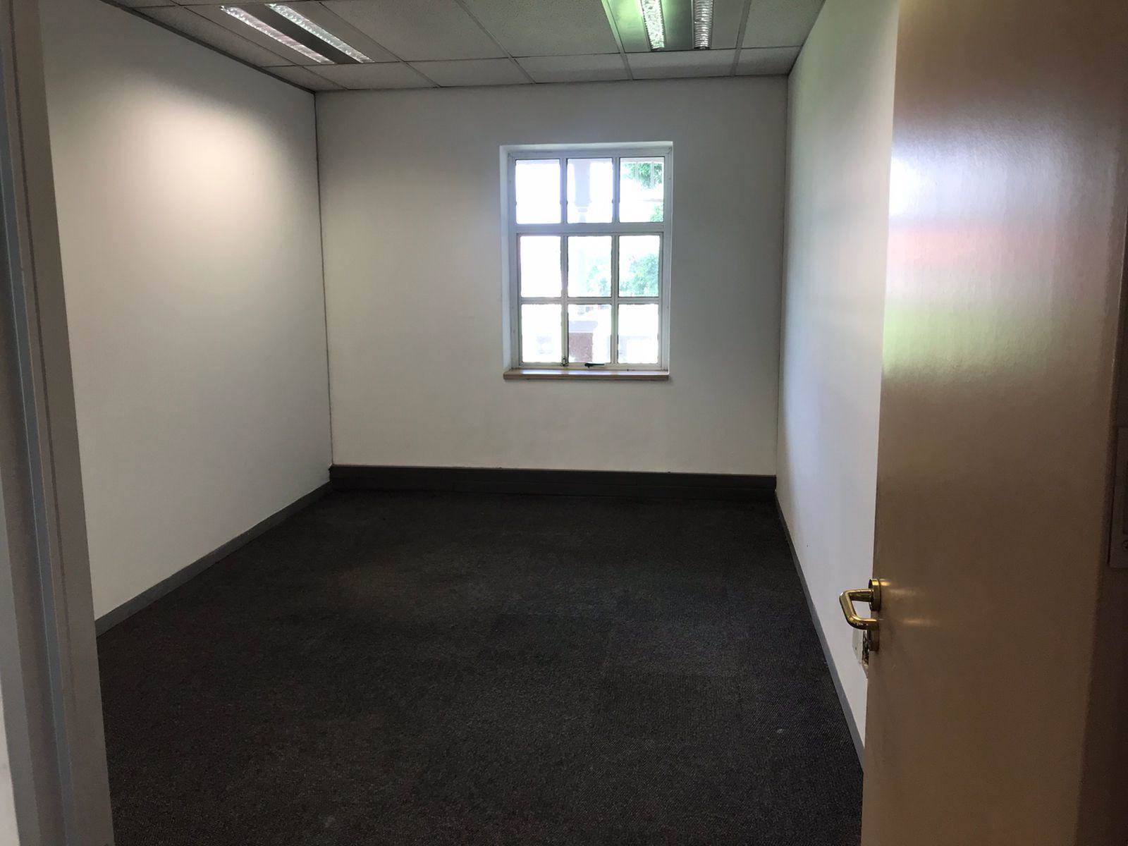 618  m² Commercial space in Bryanston photo number 12