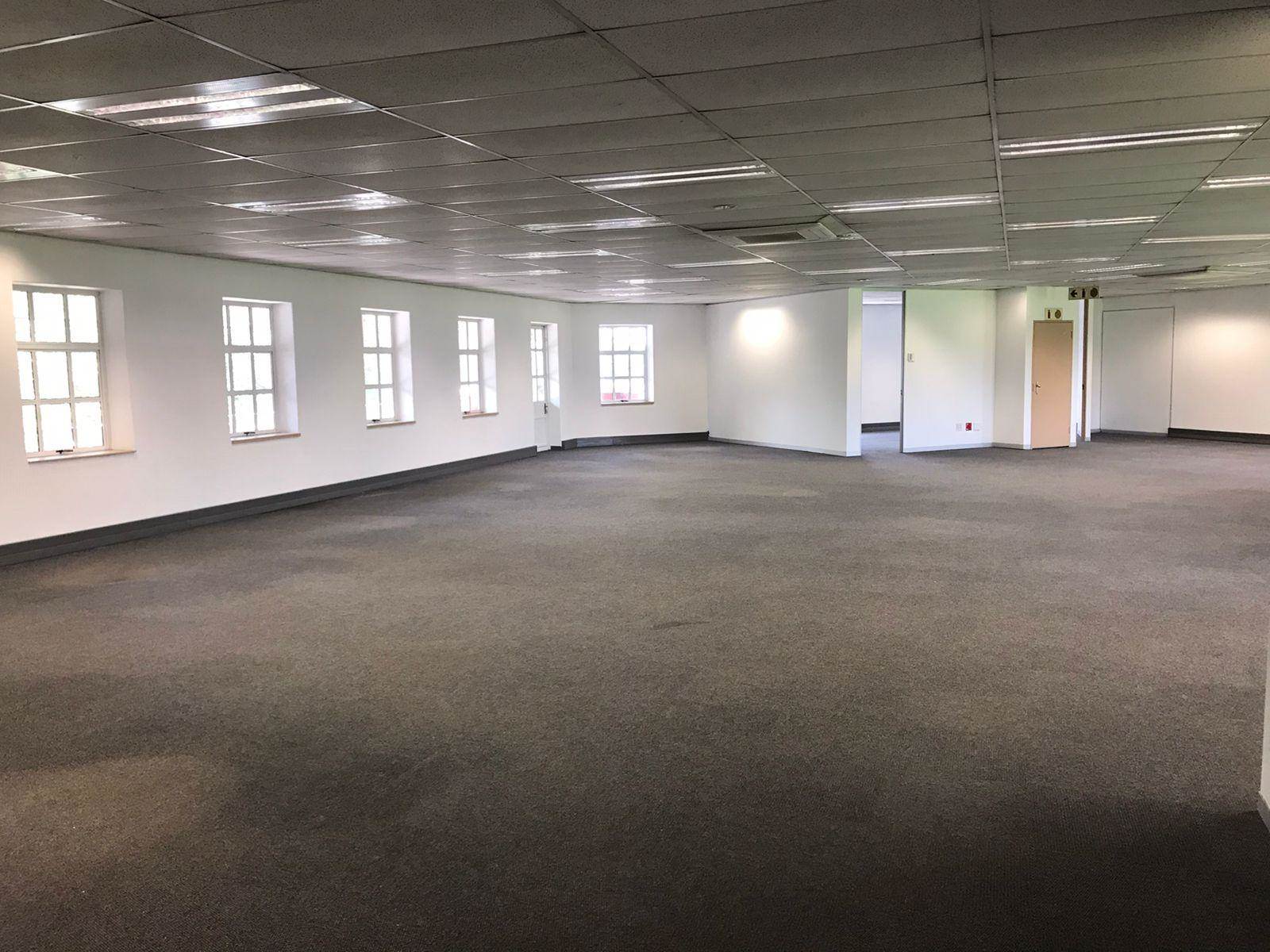 618  m² Commercial space in Bryanston photo number 18