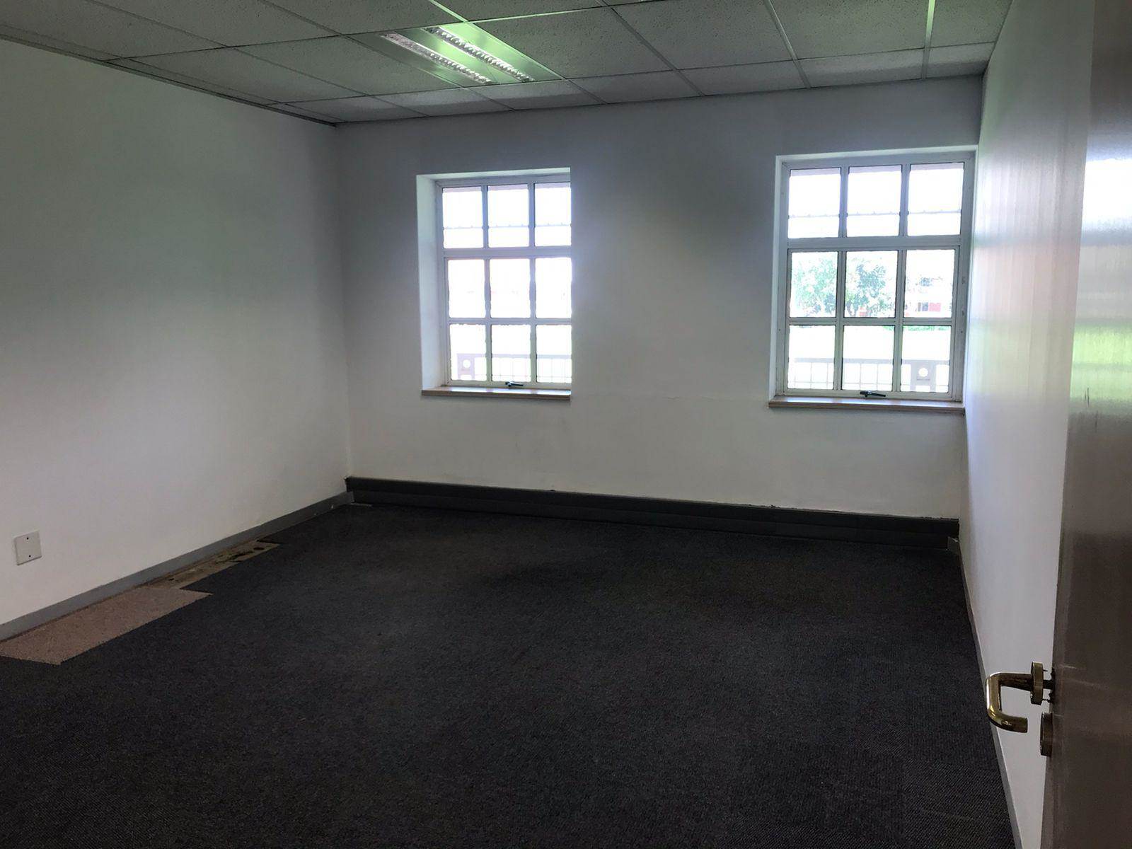 618  m² Commercial space in Bryanston photo number 14