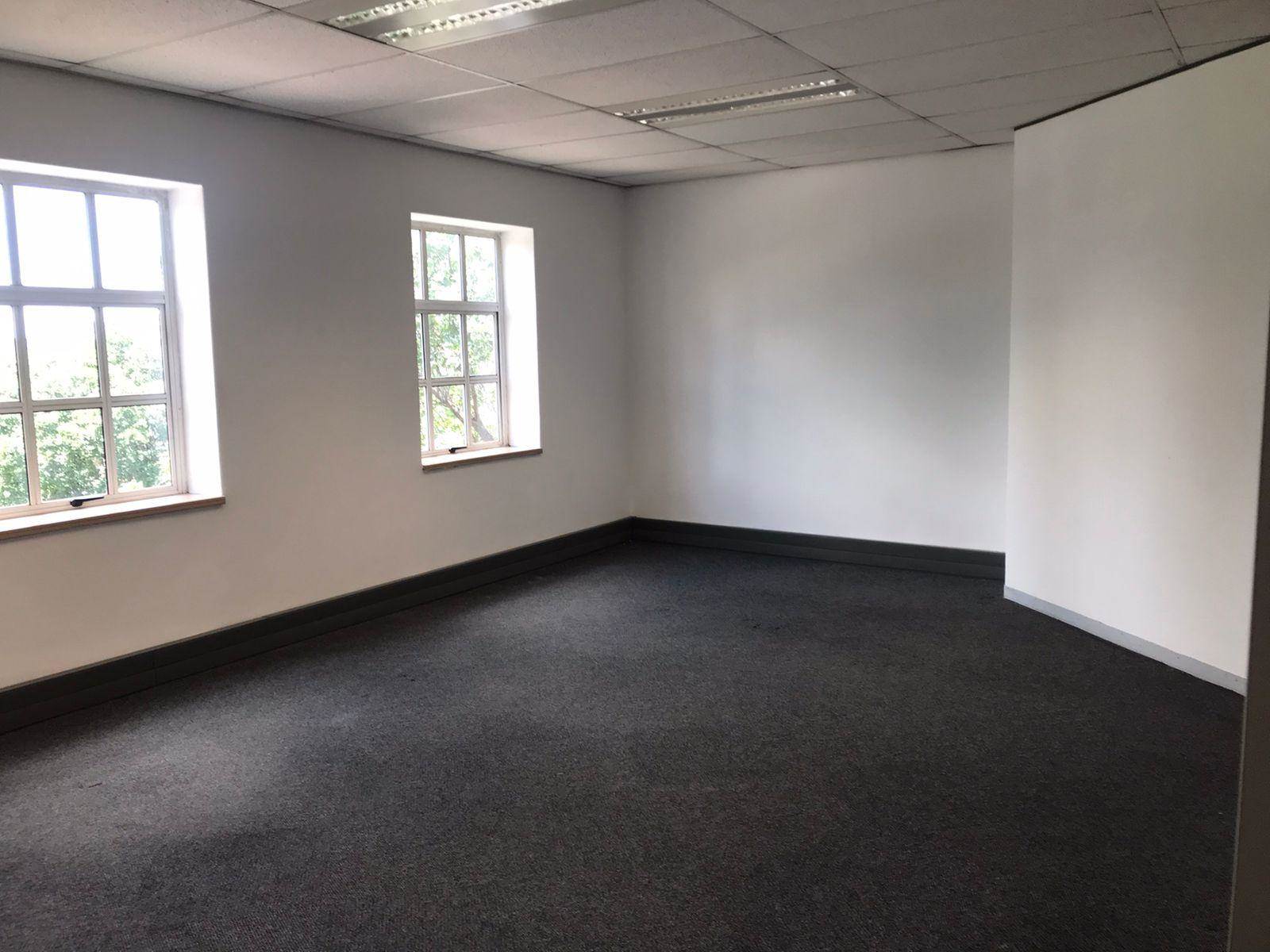 618  m² Commercial space in Bryanston photo number 23