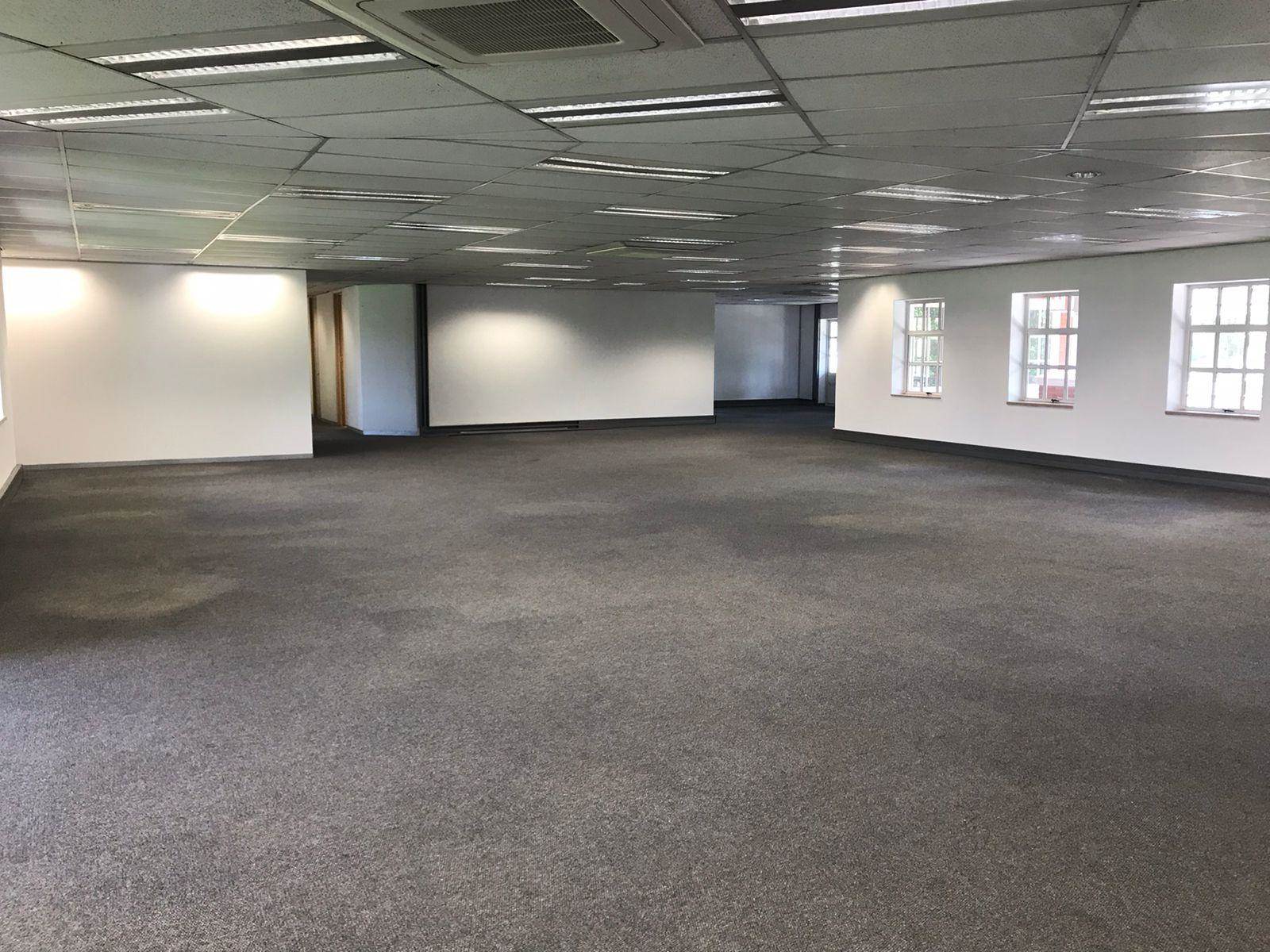 618  m² Commercial space in Bryanston photo number 24