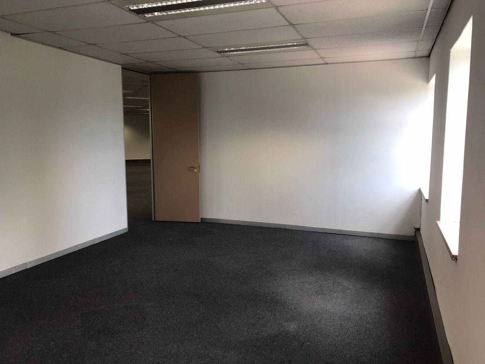 618  m² Commercial space in Bryanston photo number 25