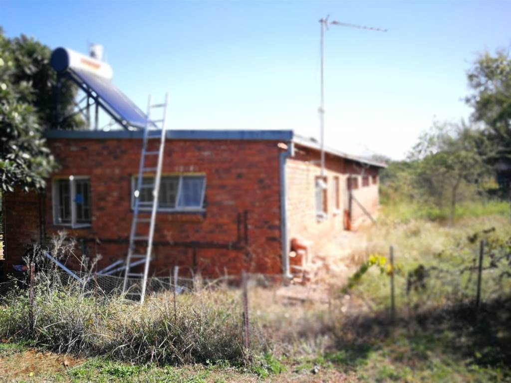 8.5 ha Farm in Elandsfontein photo number 8