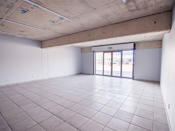 70  m² Commercial space in Bramley