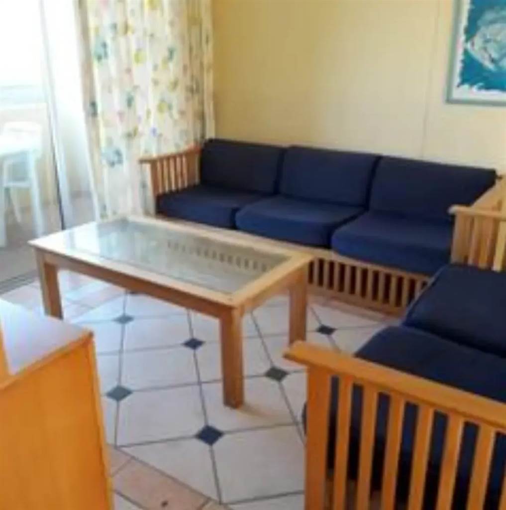 3 Bed Apartment in Port Shepstone photo number 11