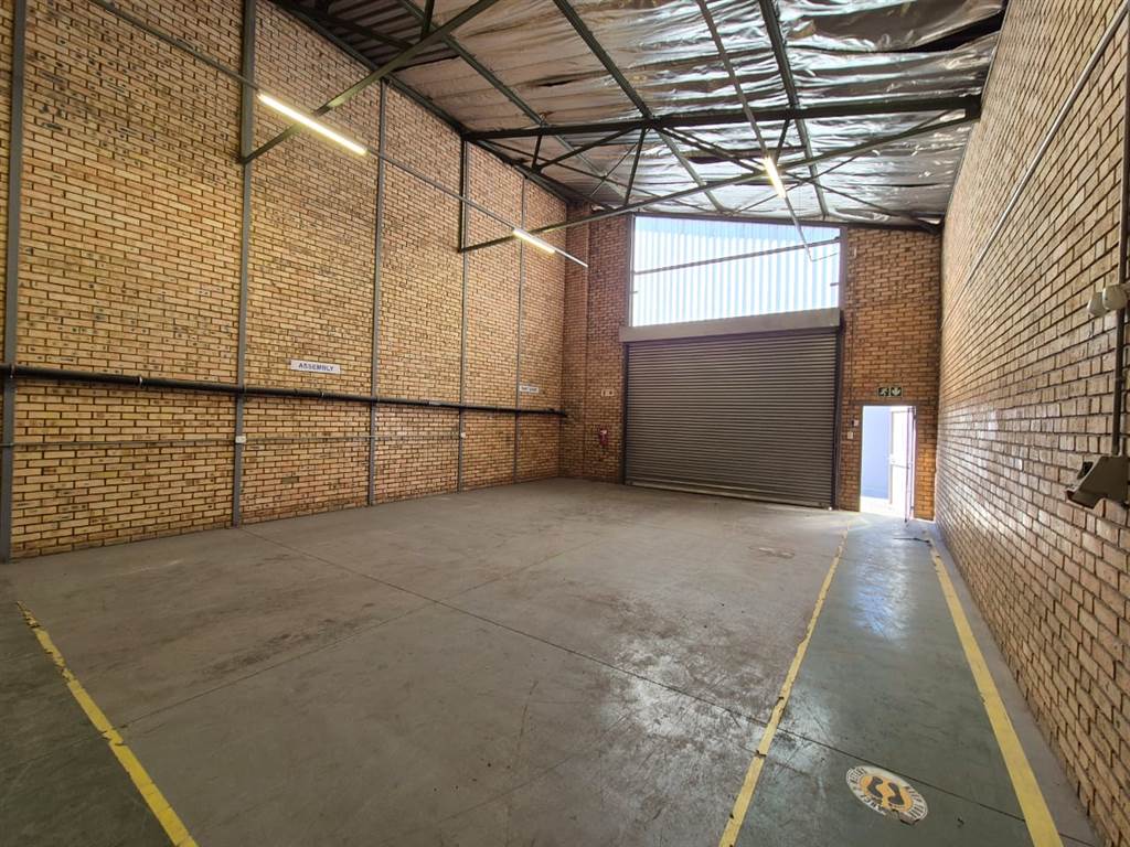 215  m² Industrial space in Wadeville photo number 11