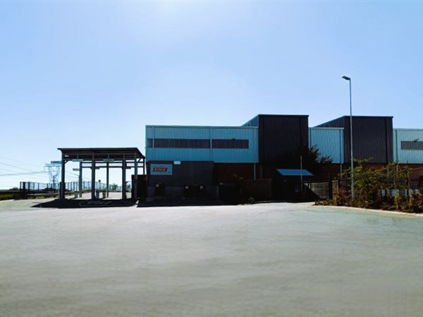 344  m² Industrial space