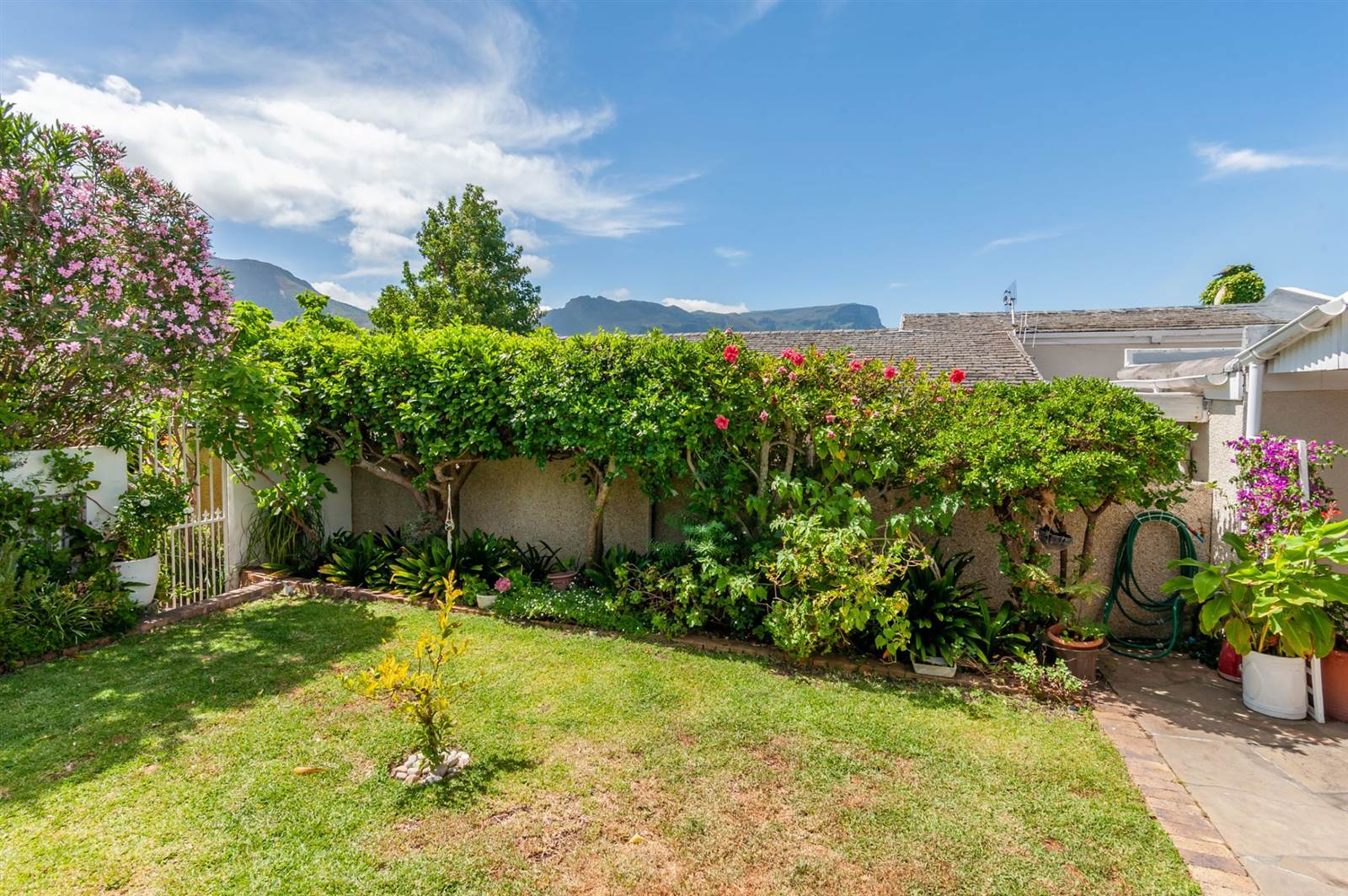 3 Bed House in Constantia Upper  photo number 23