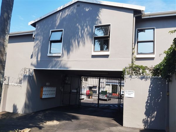 3 Bedroom Townhouse 3 Bedroom Townhouse