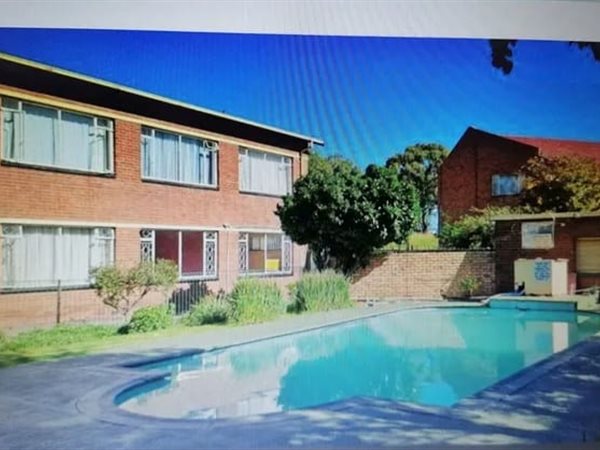 2 Bed House in Kempton Park Central