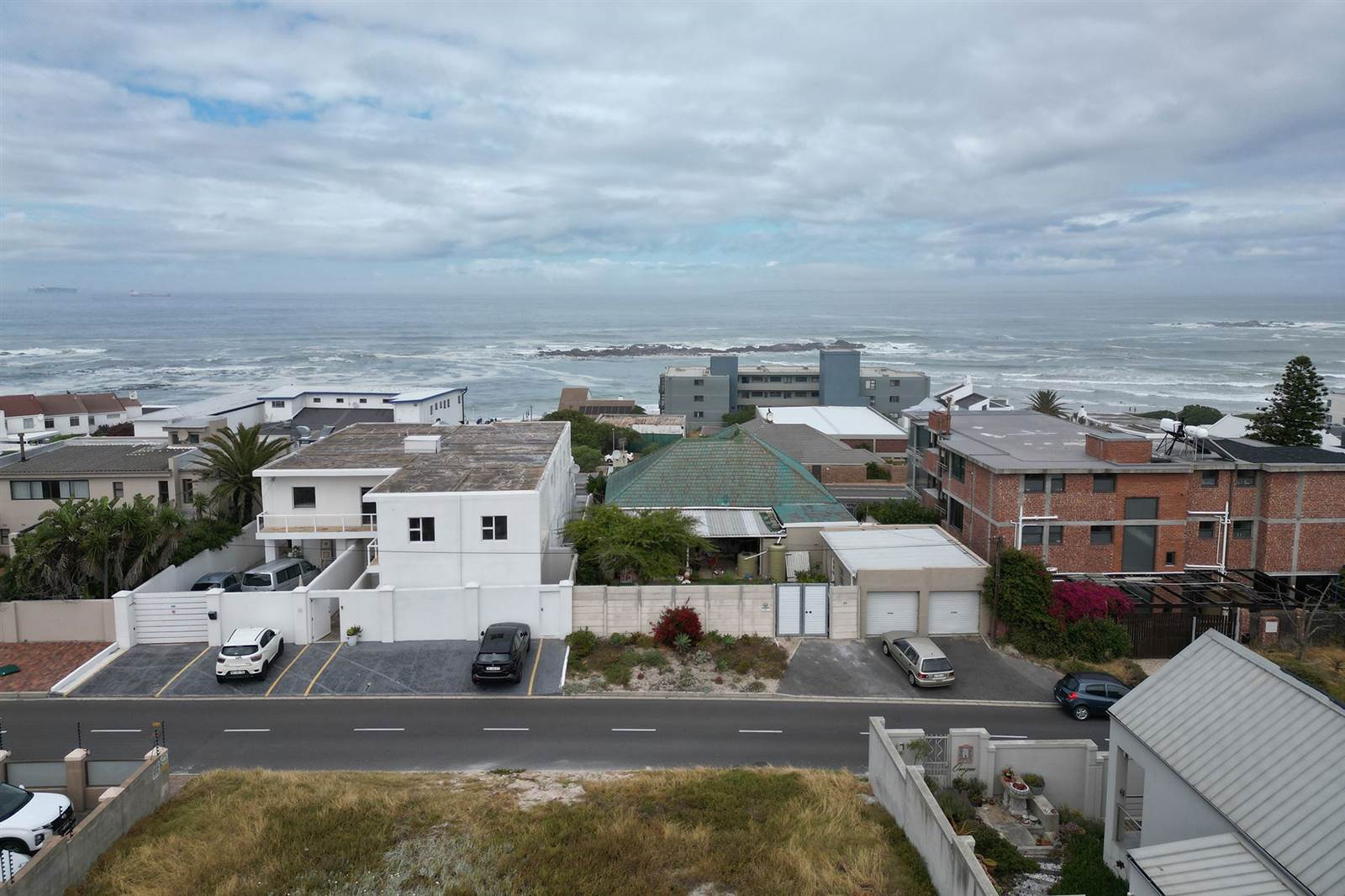 627 m² Land available in Bloubergstrand photo number 19
