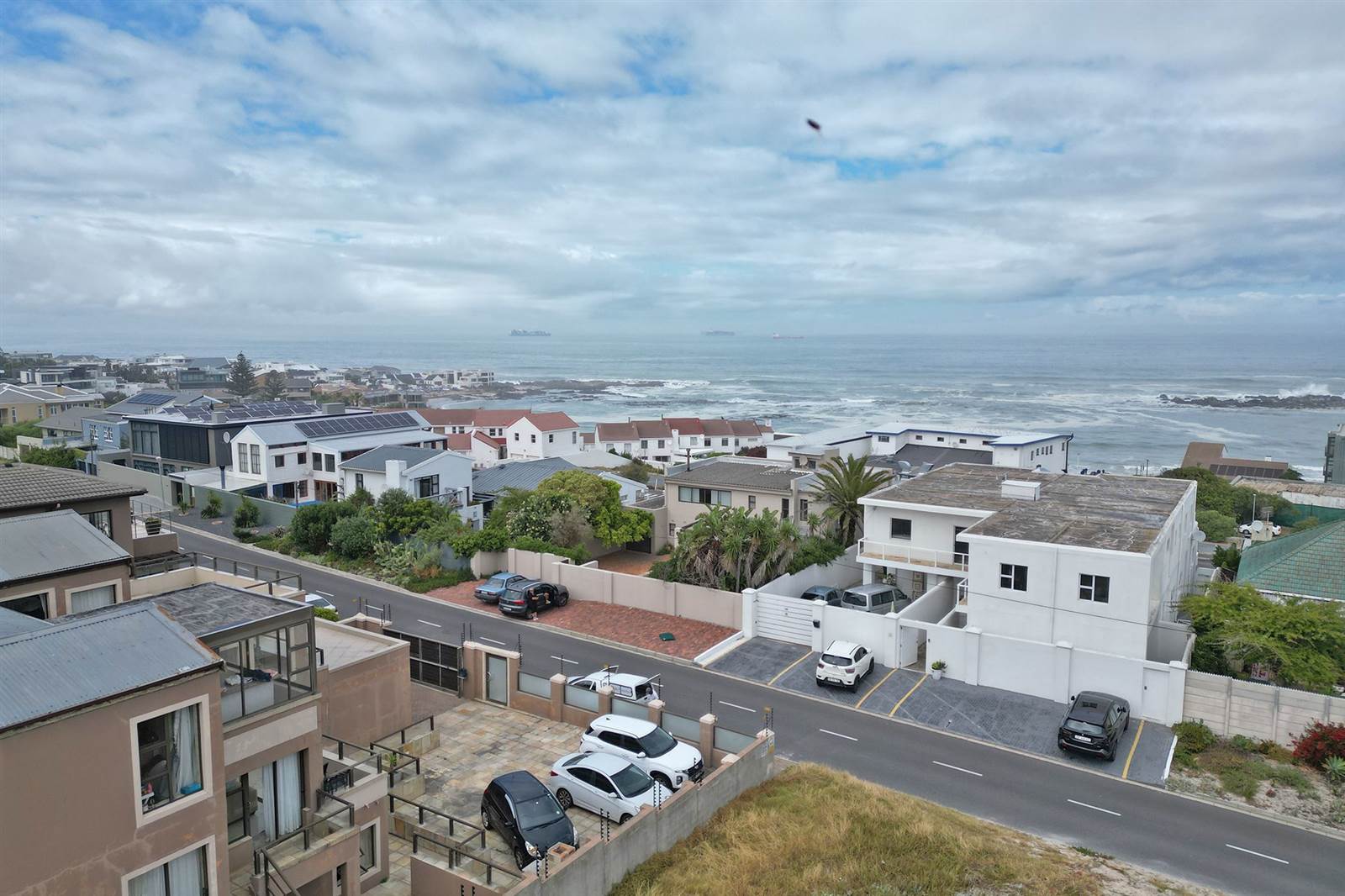 627 m² Land available in Bloubergstrand photo number 18