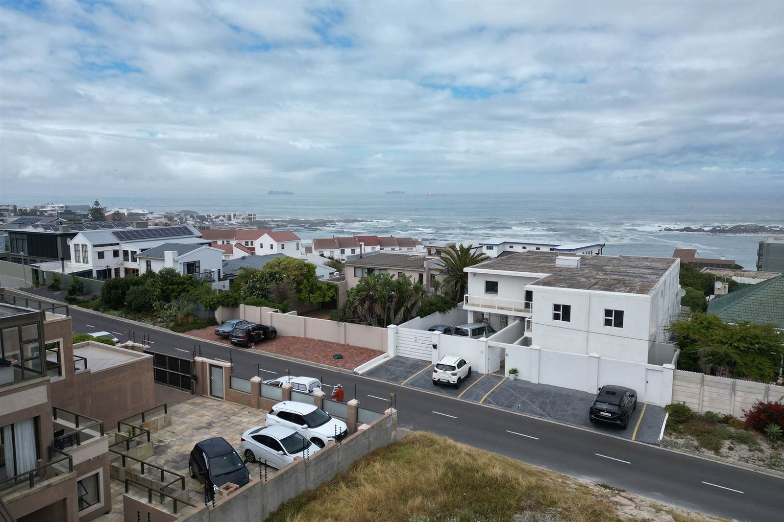 627 m² Land available in Bloubergstrand photo number 26