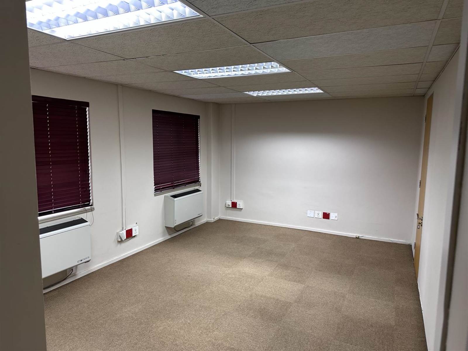 1500  m² Office Space in Menlyn photo number 9