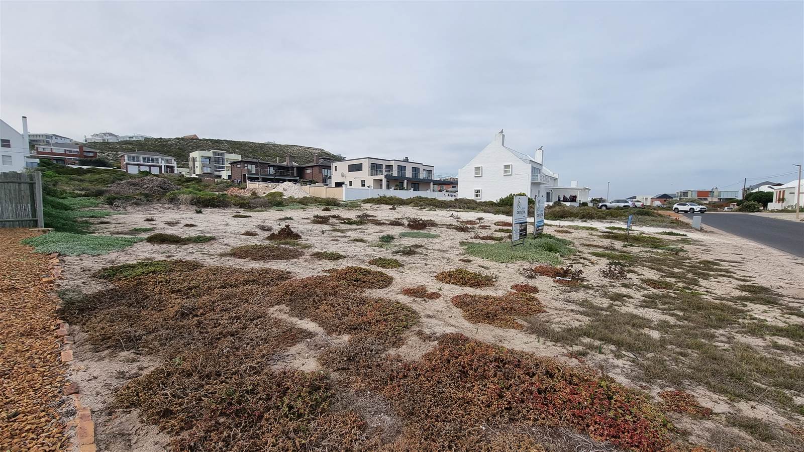 920 m² Land available in Yzerfontein photo number 2