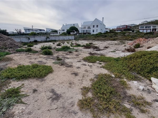 920 m² Land available in Yzerfontein