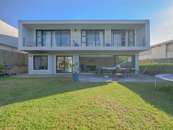3 Bedroom House 3 Bedroom House