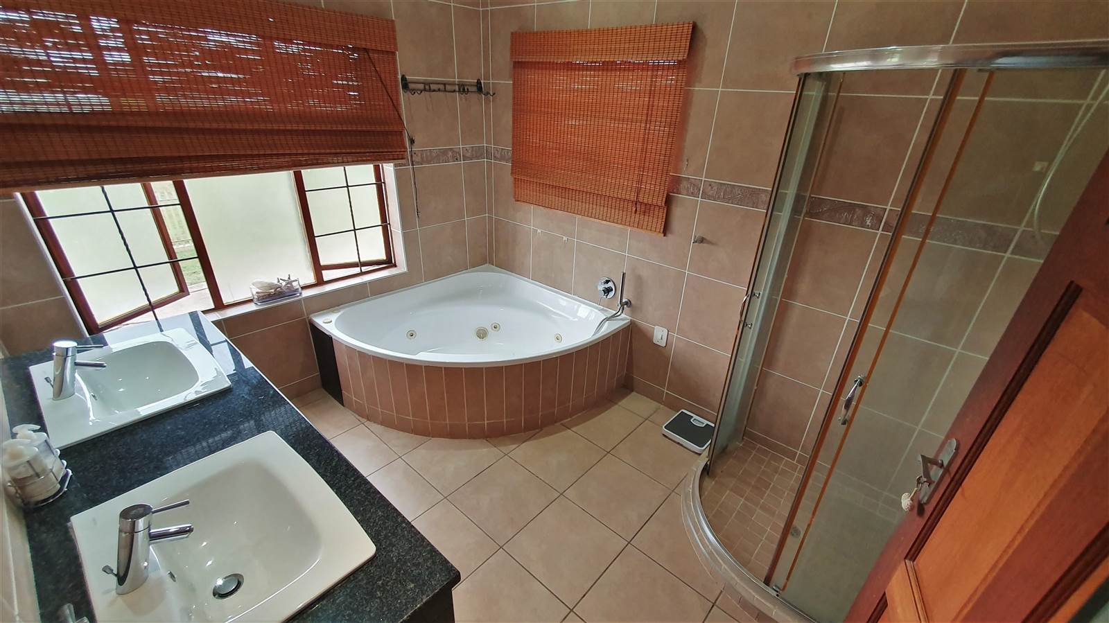 5 Bed House in Nelspruit photo number 22