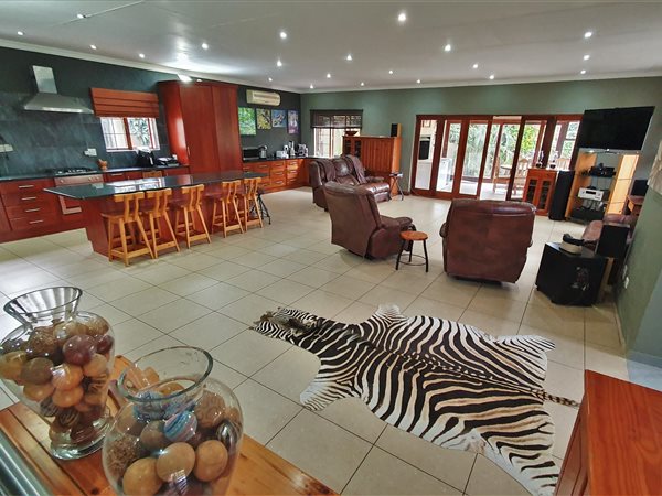 5 Bed House in Nelspruit