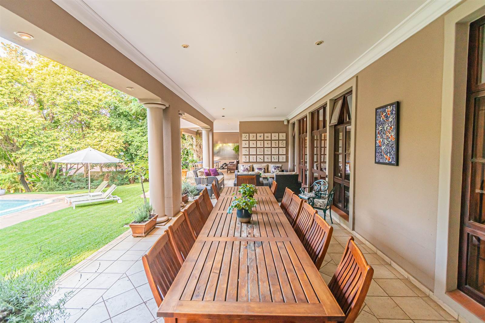 5 Bed House in Waterkloof photo number 10