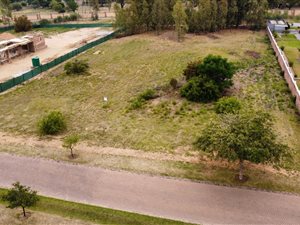 5000 m² Land available in Blue Hills Equestrian Estate