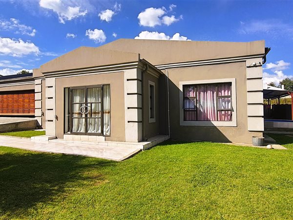 4 Bed House in Standerton Central