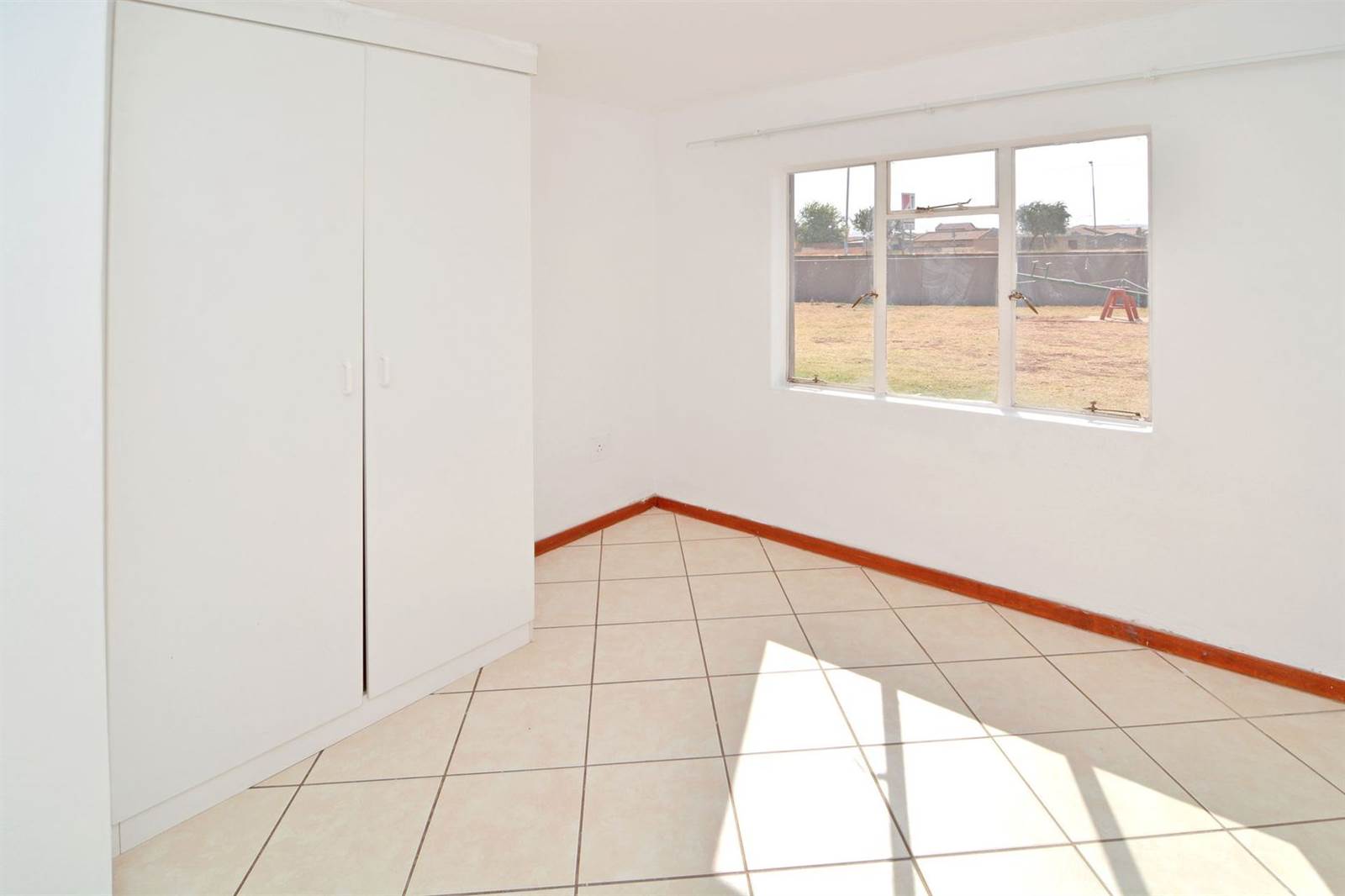 3 Bed Apartment in Protea Glen photo number 8
