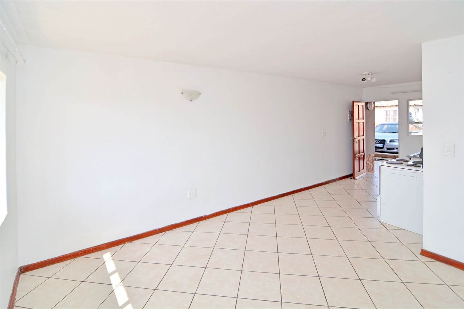 3 Bed Apartment in Protea Glen photo number 4