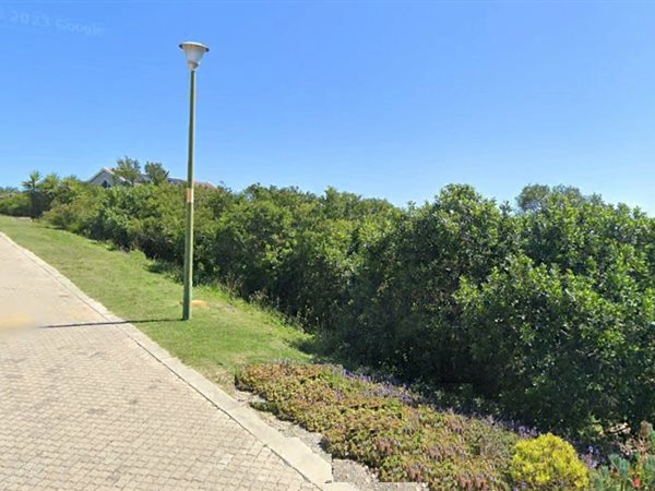 859 m² Land