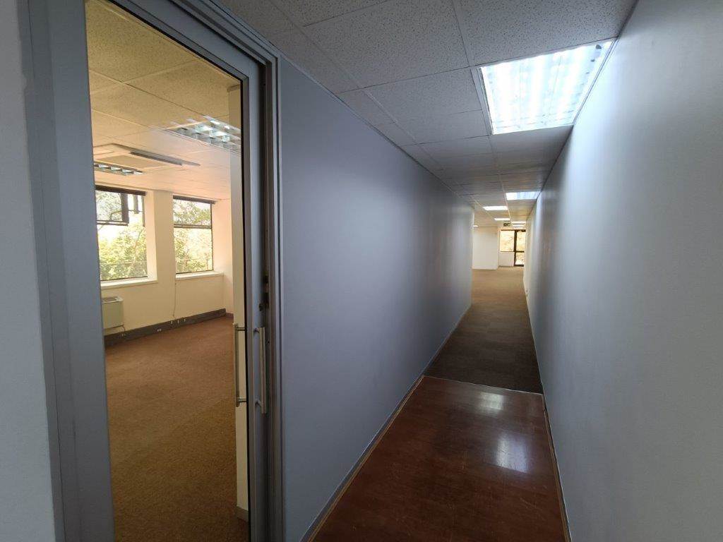 296  m² Commercial space in Woodmead photo number 7