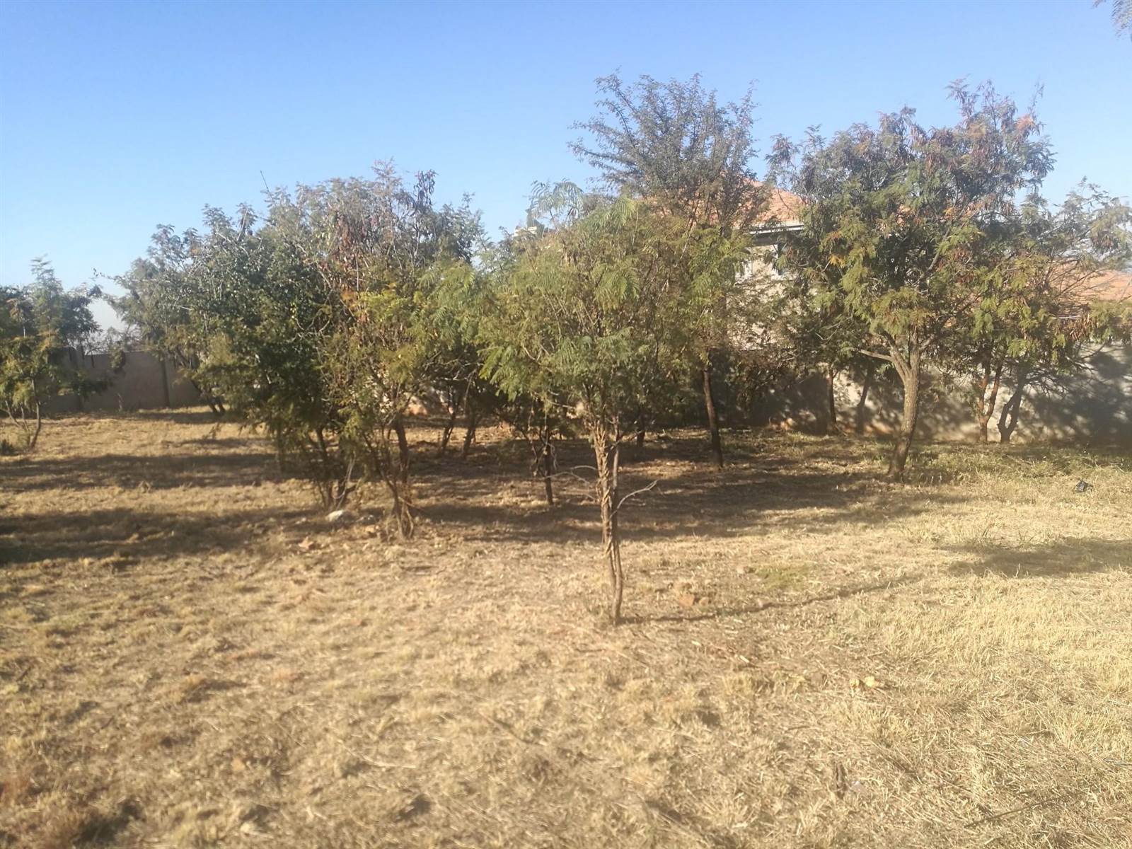810 m² Land available in Wilkoppies photo number 6
