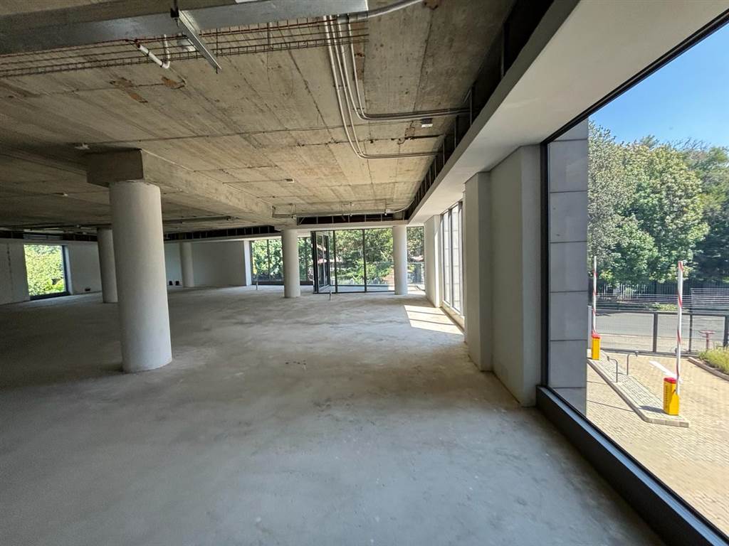 656  m² Commercial space in Rosebank photo number 15