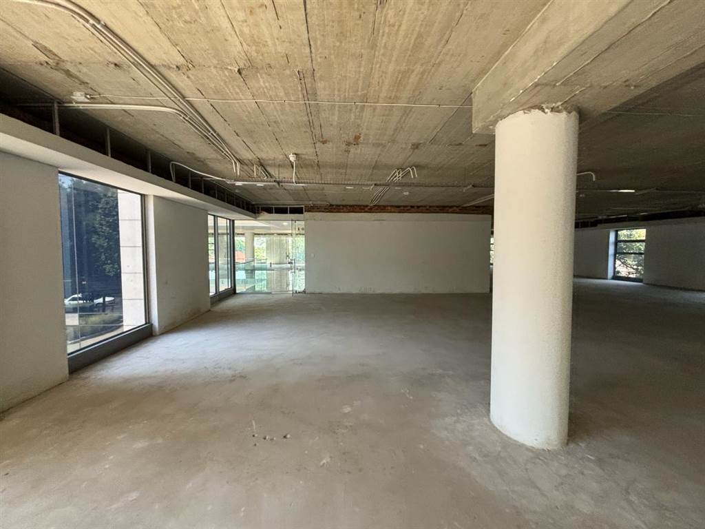 656  m² Commercial space in Rosebank photo number 13
