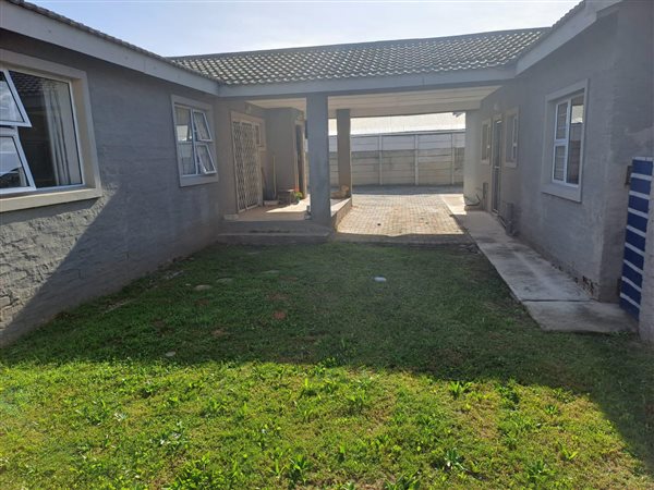 3 Bed Townhouse in Retief