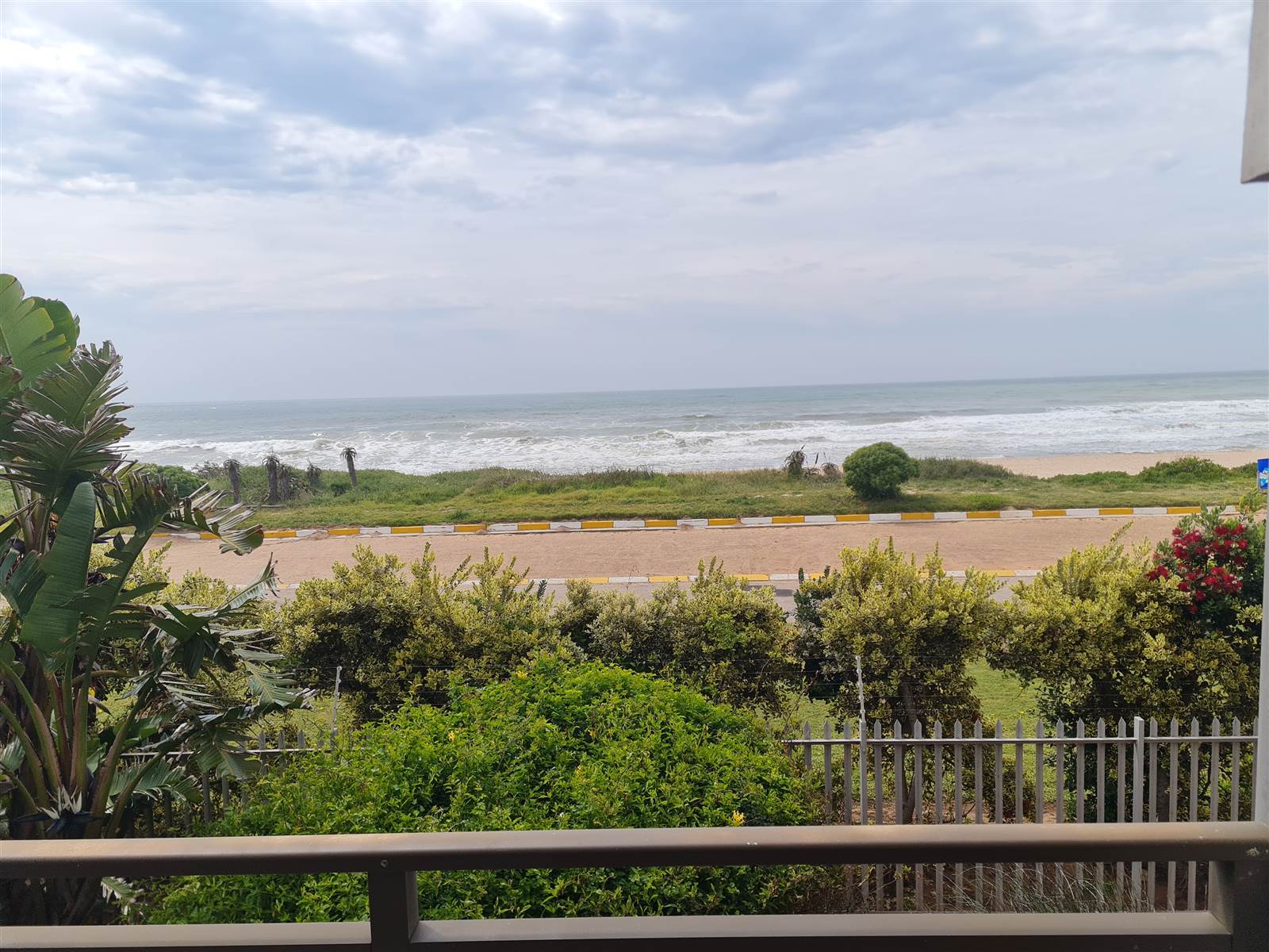 4 Bed Apartment in Jeffreys Bay photo number 15