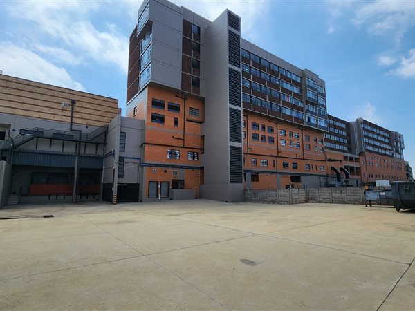2809  m² Commercial space in Kempton Park Central