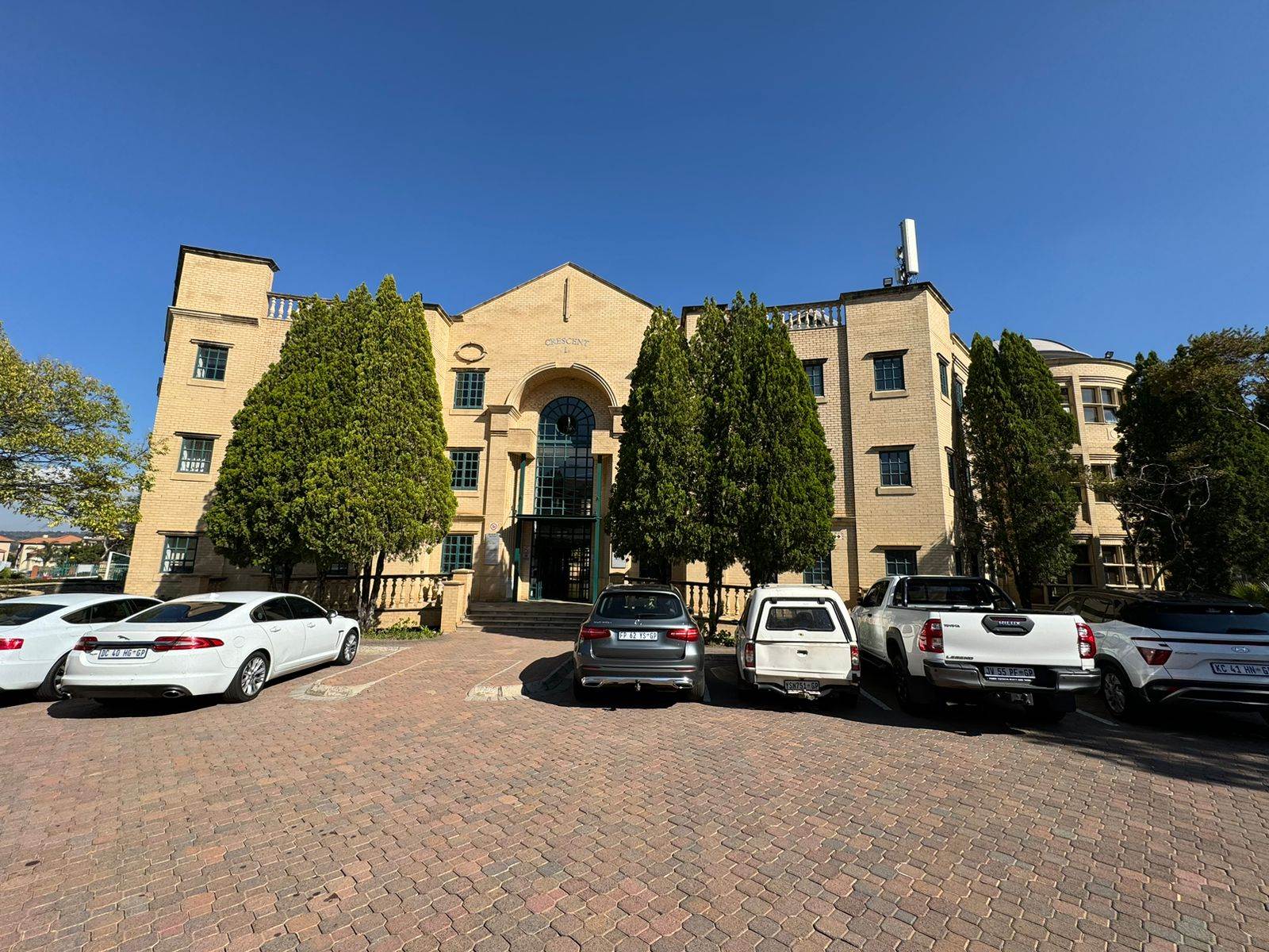 606  m² Commercial space in Sunninghill photo number 3