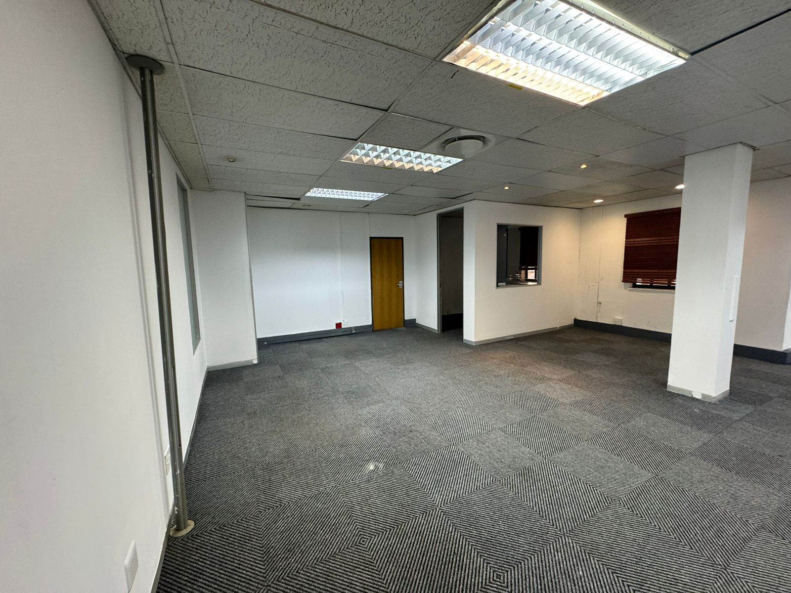 606  m² Commercial space in Sunninghill photo number 13