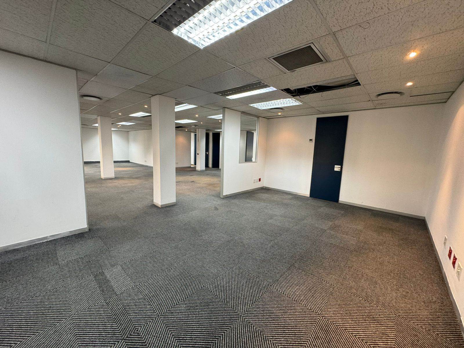 606  m² Commercial space in Sunninghill photo number 17
